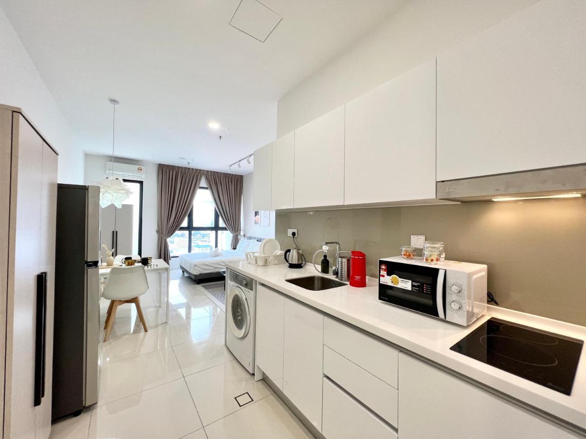 Highpark Suites Kelana Jaya, Petaling Jaya By Sleepy Bear エクステリア 写真