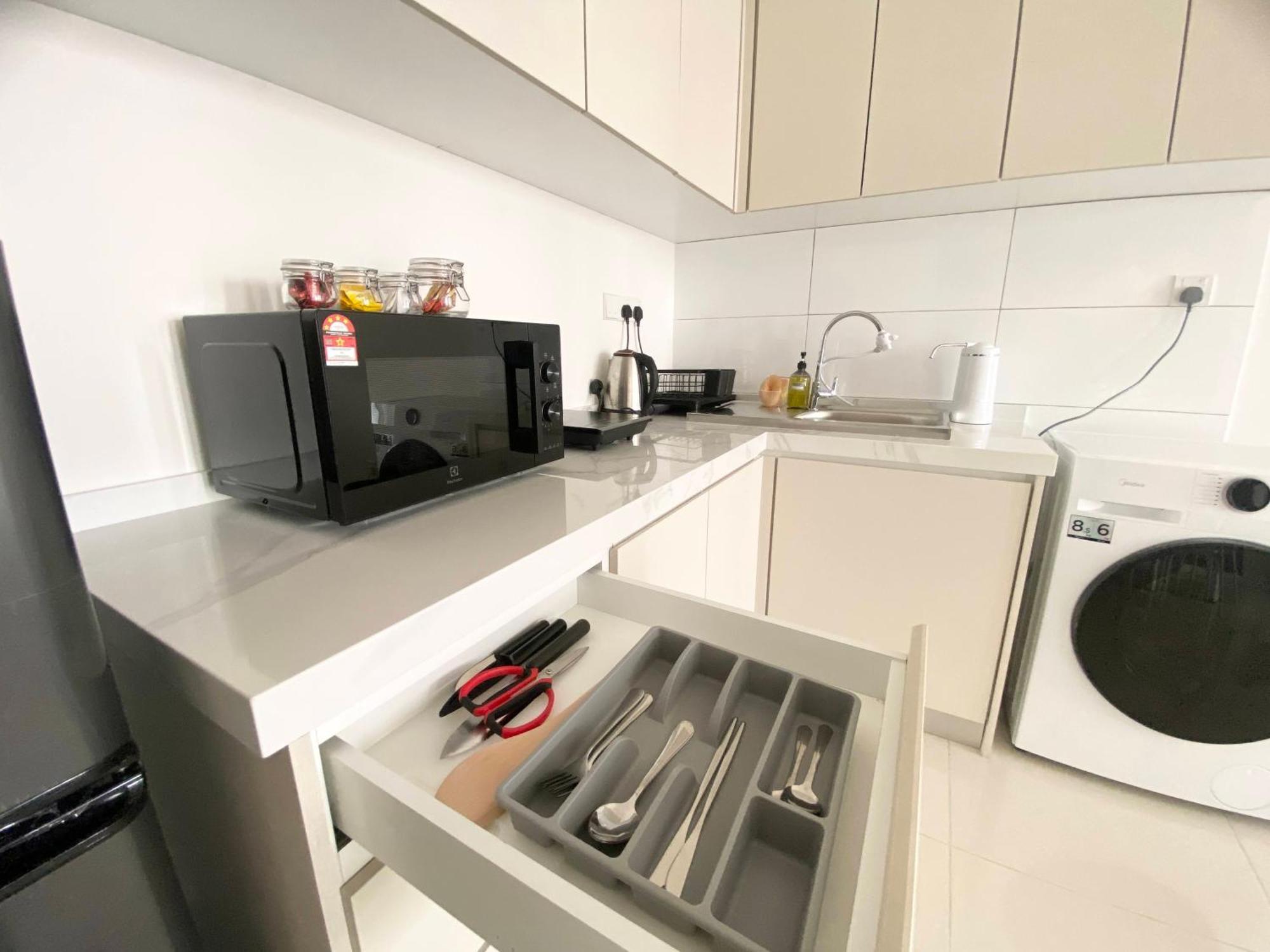 Highpark Suites Kelana Jaya, Petaling Jaya By Sleepy Bear エクステリア 写真